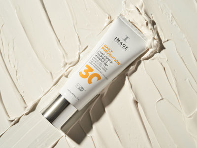 DAILY PREVENTION - Pure Mineral Hydrating Moisturizer SPF 30 | Image Skincare